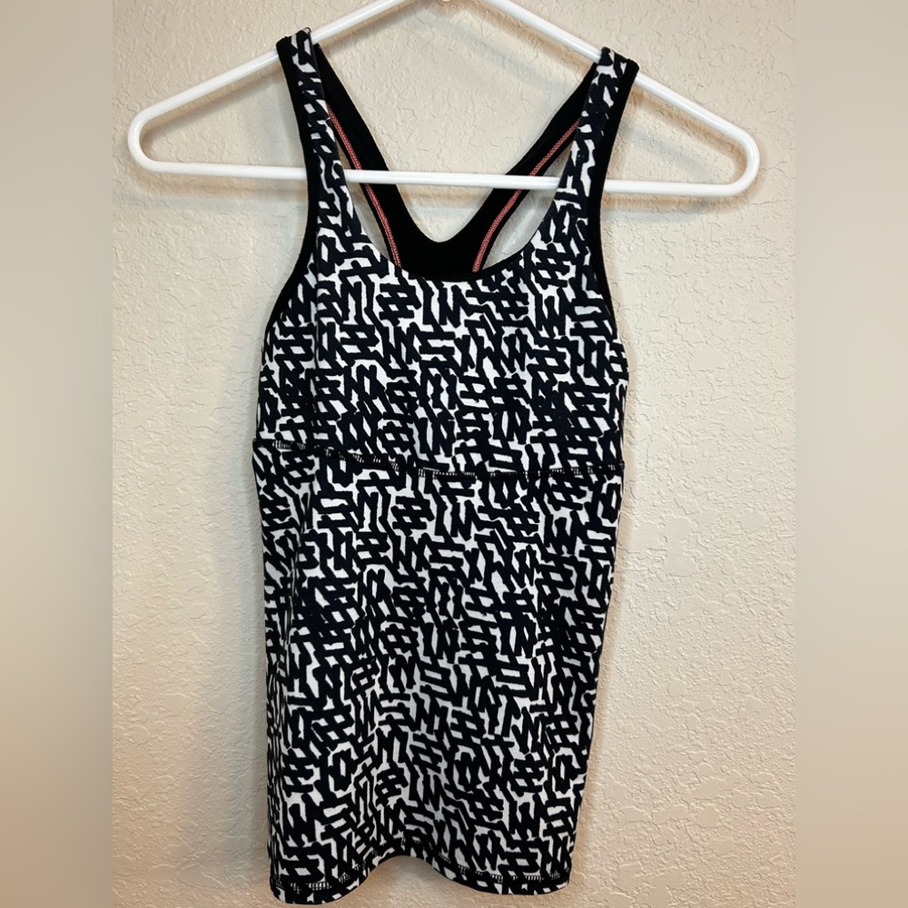 Lululemon tank top